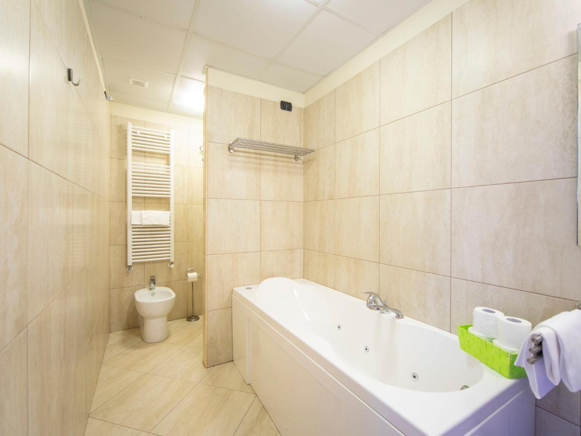 לוצ'יניאנו Holiday Home La Smarrita By Interhome מראה חיצוני תמונה